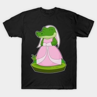 Crocodile Bride Veil Wedding T-Shirt